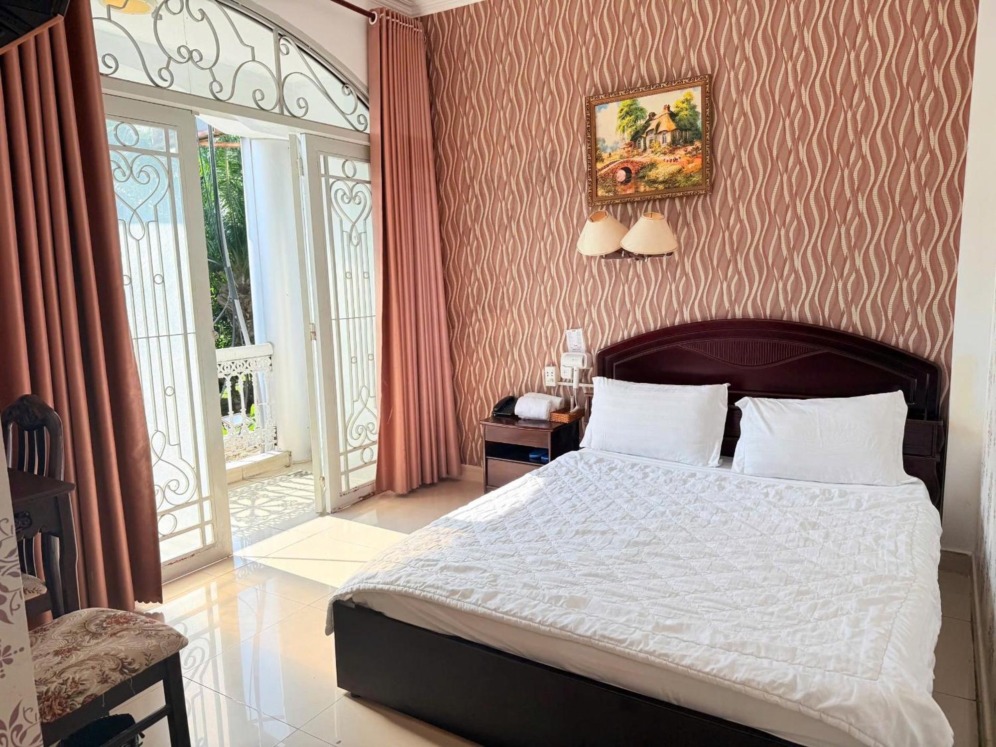Khách sạn Khach San Hong Tam TP. Hồ Chí Minh